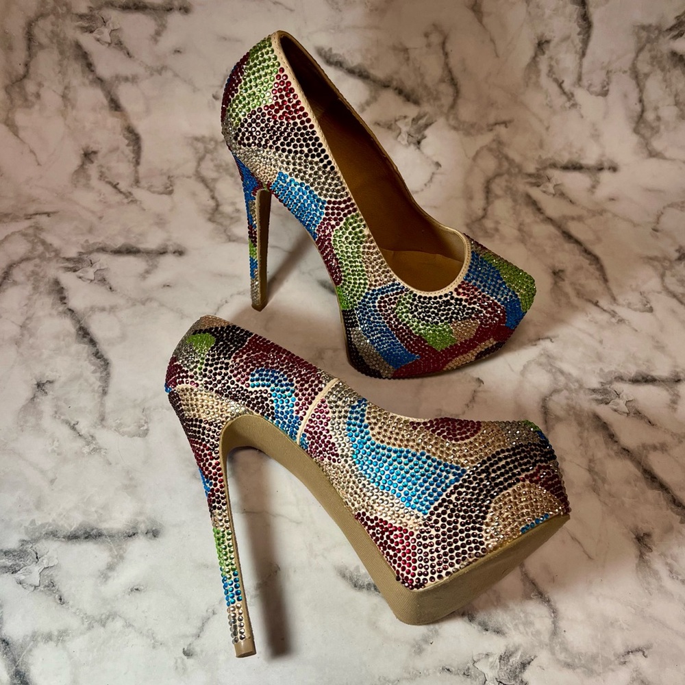Steve Madden Dyvinal Camouflage Heels - Picture 9 of 10